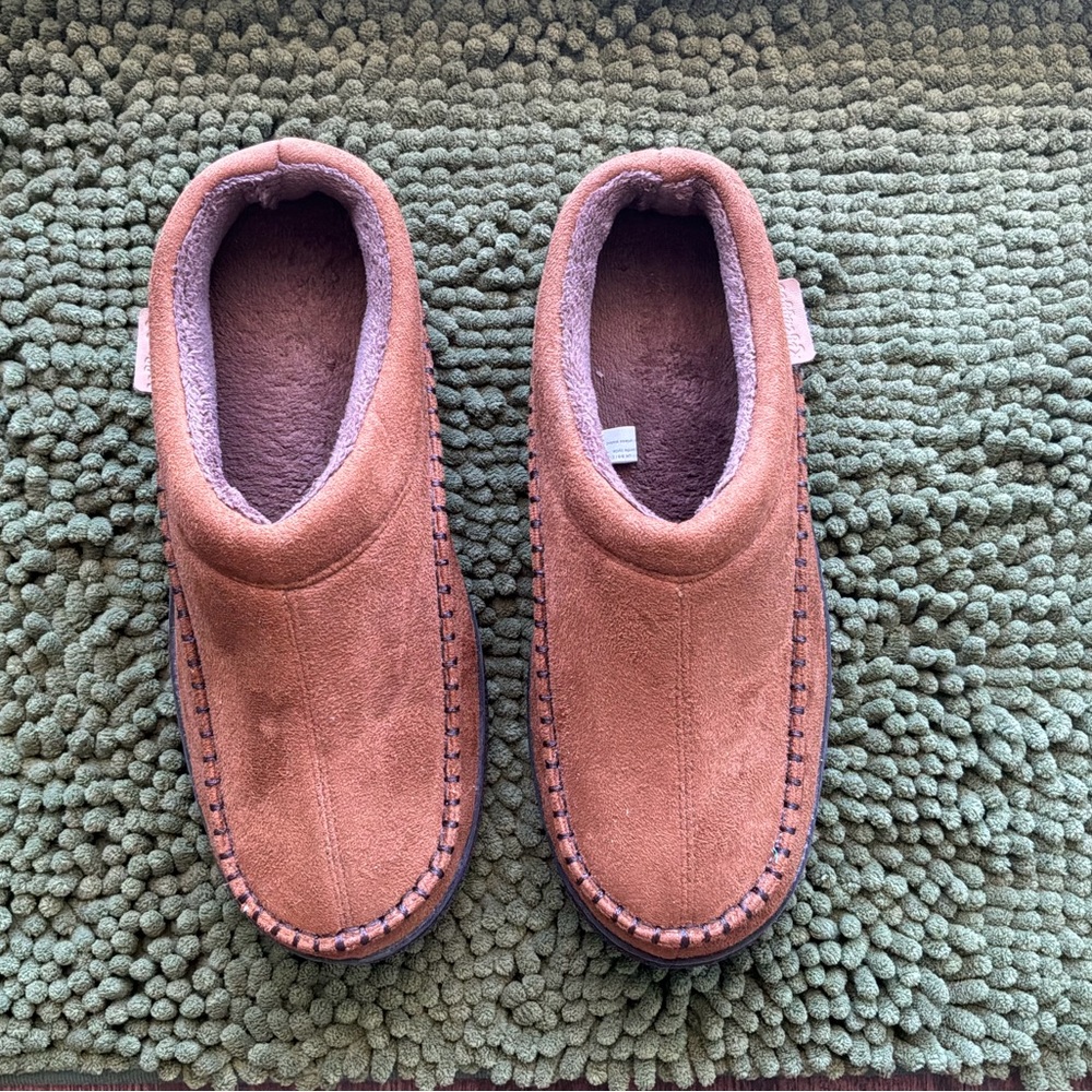 Men's Brown Slippers by Zigzagger Size Medium (9-10)